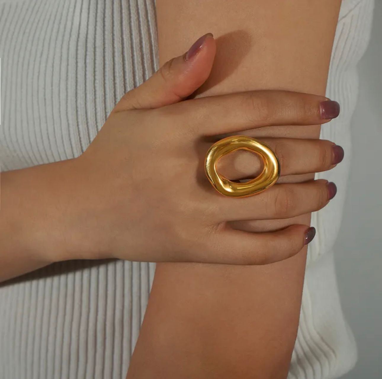 Oval Corean Style Gold Ring
