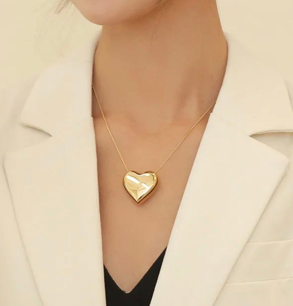 Camila Love Necklace