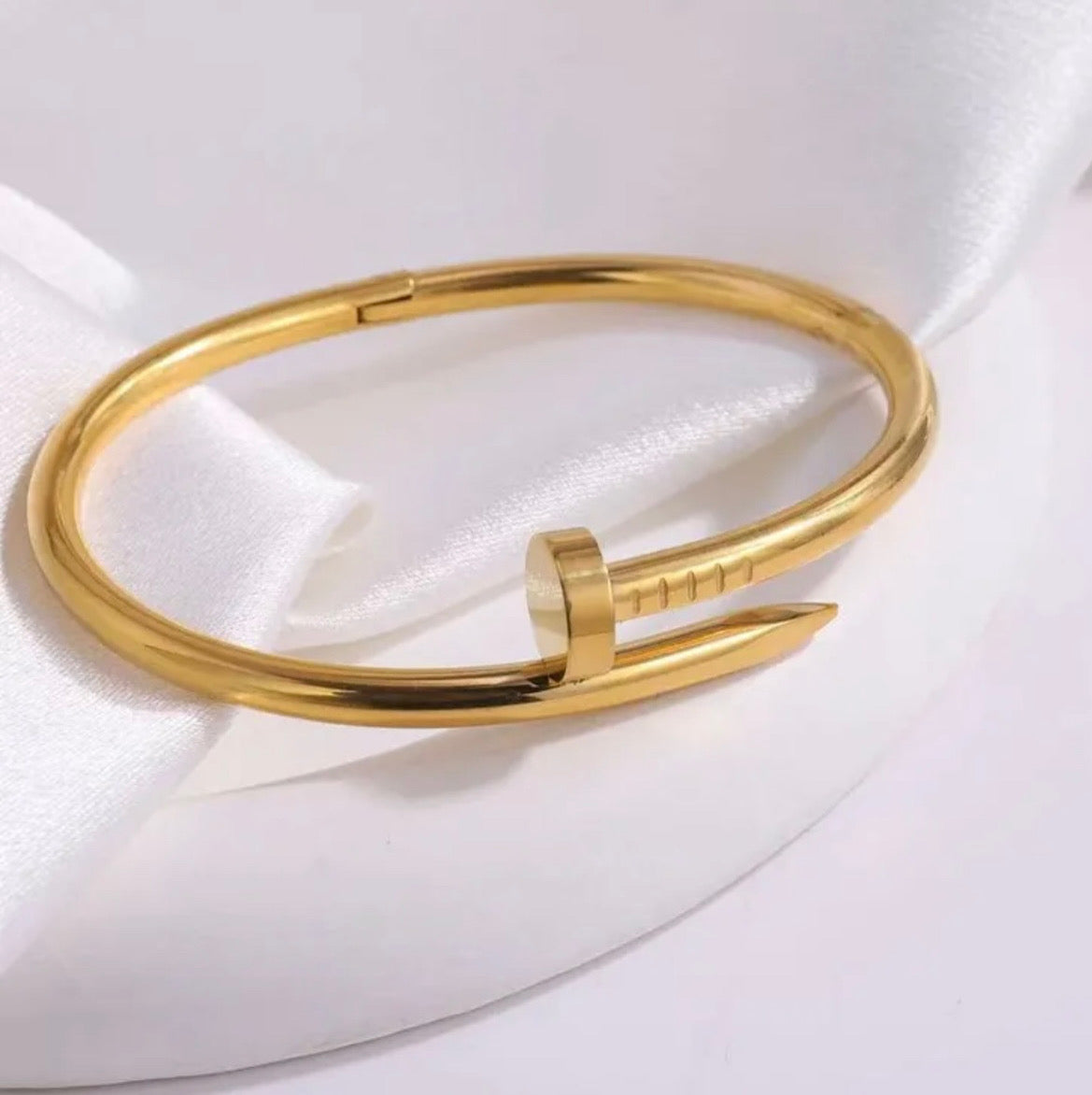 Clove Bangle